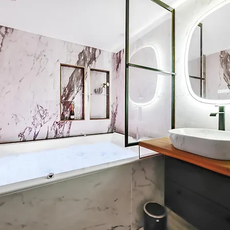 Apartment La Reverie - - Jacuzzi Pro Paris