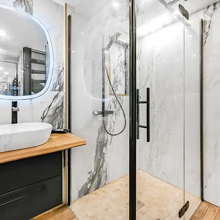 La Reverie - - Jacuzzi Pro